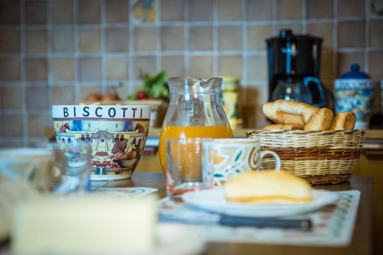 La Casina Del Canneto Pergine Valdarno Zimmer foto